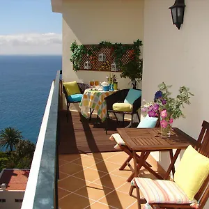 Apartment Bright Studio, Funchal (Madeira)