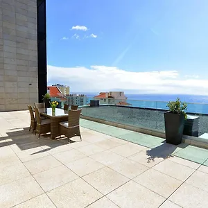 Apartment Sec Xxi 12 - 3 Bed Flat, Funchal (Madeira)